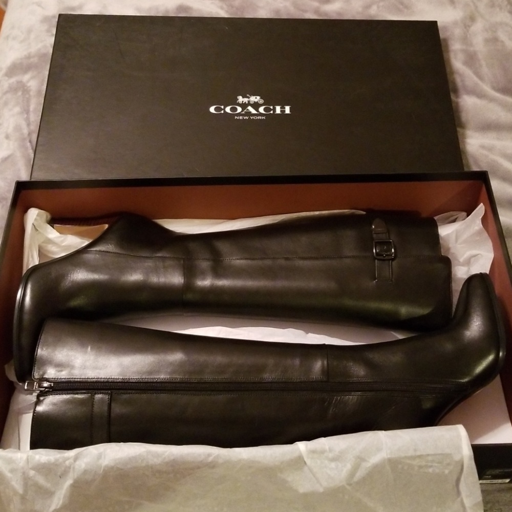 BNIB Coach Jo boots in black matte leather